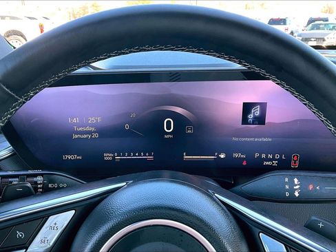 Used 2025 Buick Enclave Preferred image 20