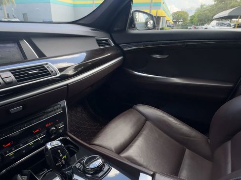 Used 2016 BMW 550i Gran Turismo xDrive image 24