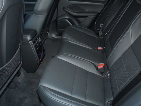 New 2026 Porsche Macan 4 Electric AWD/4WD image 23