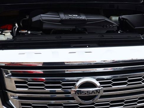 Used 2020 Nissan Titan SV w/ SV Convenience Package image 58