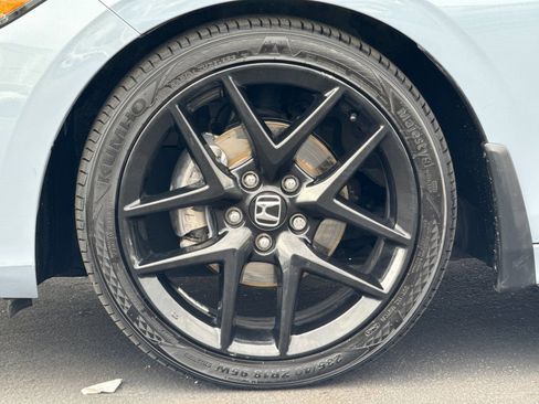 Used 2023 Honda Civic Sport image 23