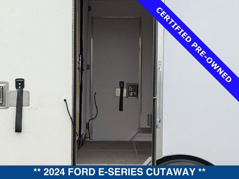 Certified 2024 Ford E-350 and Econoline 350 Super Duty w/ Power Windows & Locks Group RWD image 19