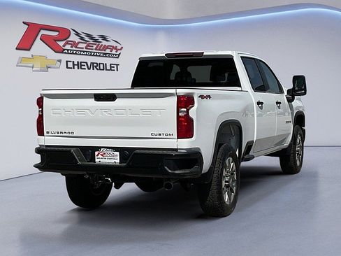 New 2026 Chevrolet Silverado 2500 Custom w/ Custom Value Package AWD/4WD image 5