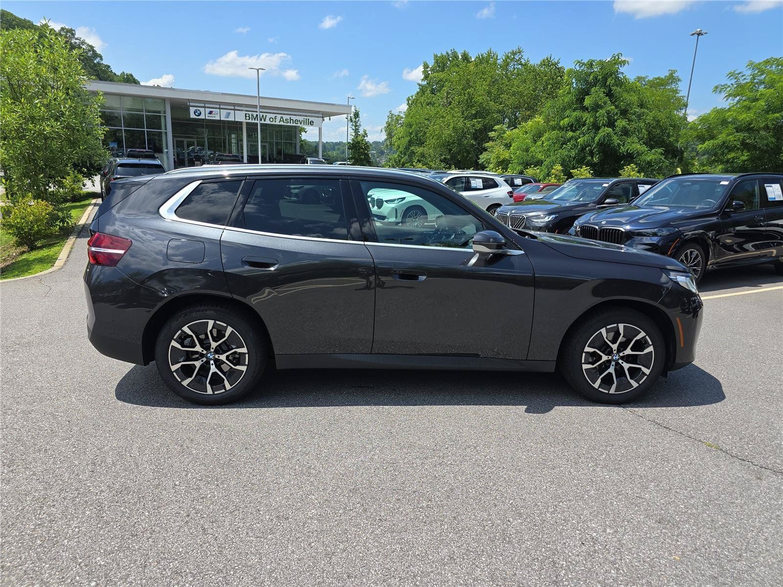 Used 2026 BMW X3 xDrive30i w/ Convenience Package AWD/4WD image 2