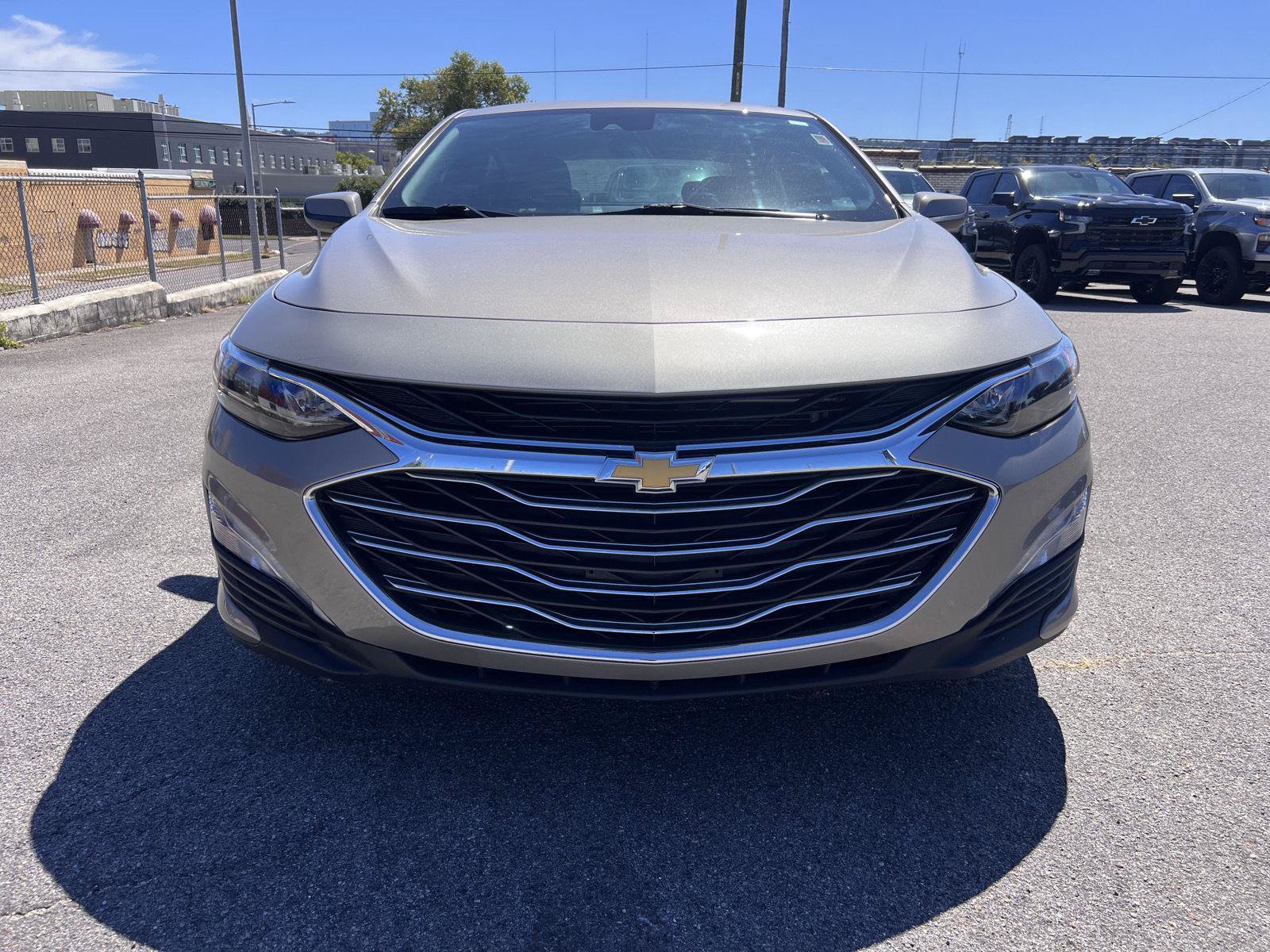 Used 2024 Chevrolet Malibu LT FWD image 28