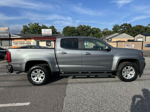 Used 2021 Chevrolet Colorado LT w/ Safety Package AWD/4WD image 4