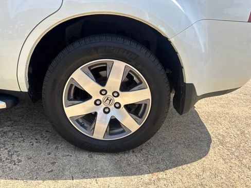 Used 2015 Honda Pilot Touring image 32