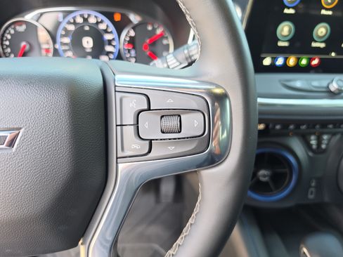 Used 2023 Chevrolet Blazer RS FWD image 34