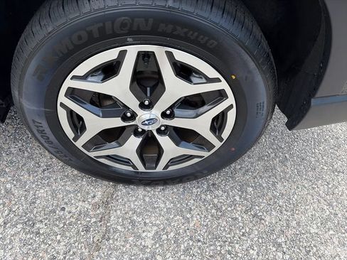 Certified 2023 Subaru Forester Premium AWD/4WD image 14