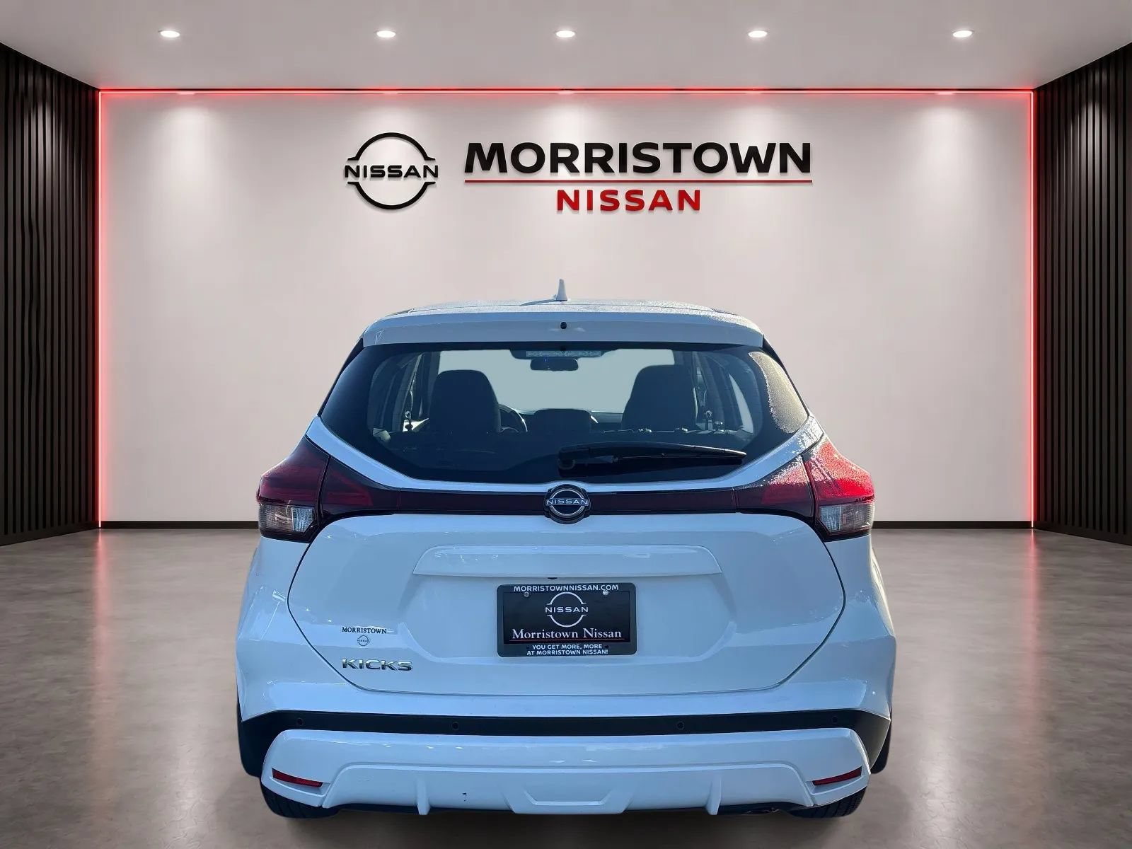 Used 2024 Nissan Kicks S FWD image 4
