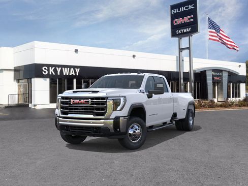 New 2026 GMC Sierra 3500 SLE image 8