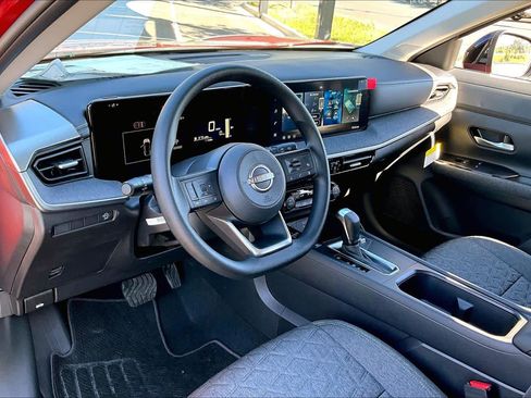 New 2026 Nissan Kicks SV image 8