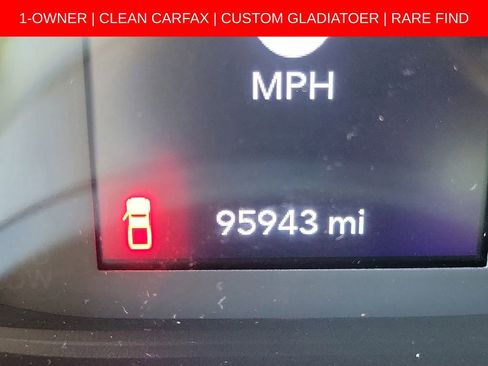 Used 2022 Jeep Gladiator Sport AWD/4WD image 4