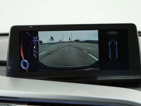Used 2015 BMW i8 AWD/4WD image 10