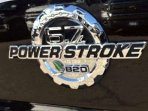 Used 2013 Ford F250 Lariat w/ Lariat Interior Pkg image 19