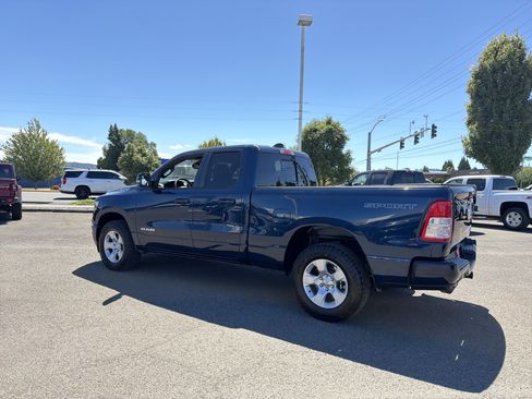 Used 2022 RAM 1500 Big Horn AWD/4WD image 3