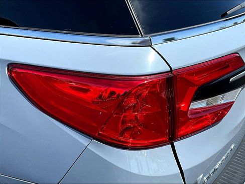Used 2024 Honda Odyssey Touring image 23
