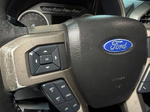 Used 2018 Ford Expedition Max XLT w/ Equipment Group 201A AWD/4WD image 35