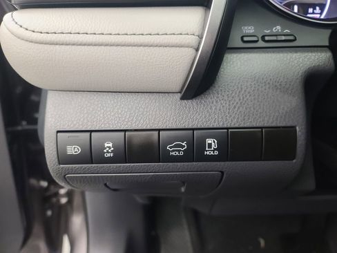 Used 2024 Toyota Camry XSE w/ Navigation Package image 26