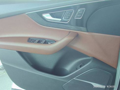 Used 2019 Audi Q7 3.0T Prestige image 16