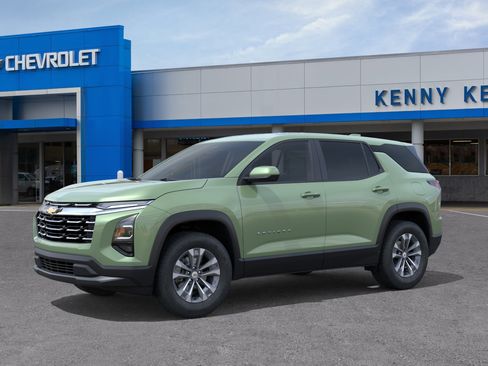 New 2026 Chevrolet Equinox LT AWD/4WD image 2