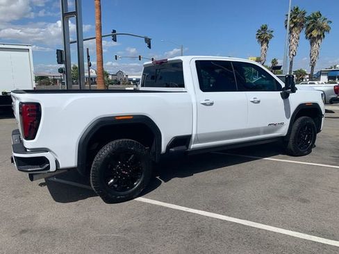 New 2026 GMC Sierra 2500 AT4 w/ Technology Package AWD/4WD image 10