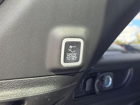 New 2025 Jeep Grand Cherokee Altitude image 18