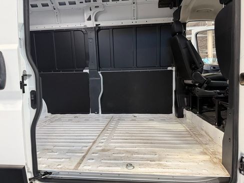 Used 2026 RAM ProMaster 2500 w/ Convenience Group FWD image 26