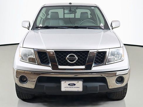 Used 2019 Nissan Frontier SL image 11