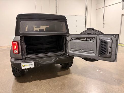 Used 2023 Ford Bronco Black Diamond AWD/4WD image 9