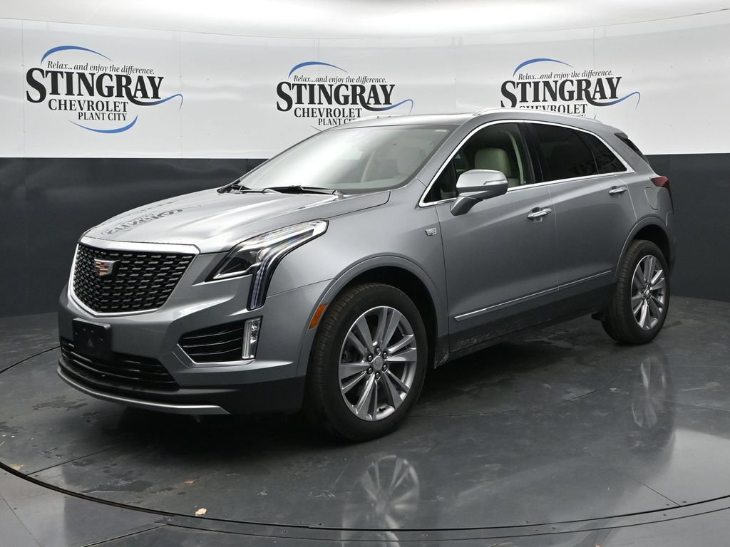 Used 2024 Cadillac XT5 Premium Luxury FWD image 3
