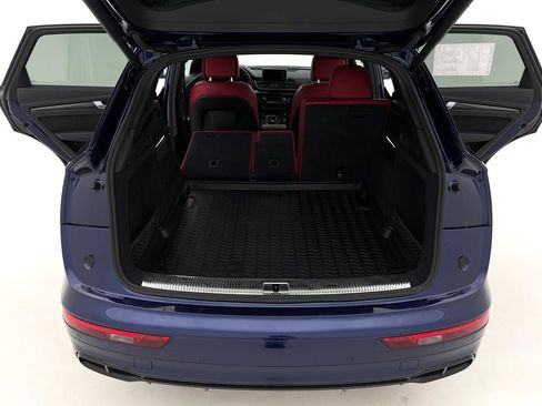 Used 2020 Audi SQ5 Premium Plus w/ Premium Plus Package image 24