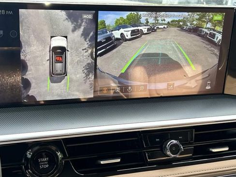 New 2026 INFINITI QX80 Luxe RWD image 37