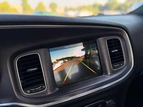 Used 2018 Dodge Charger R/T Scat Pack w/ Driver Confidence Group RWD image 33