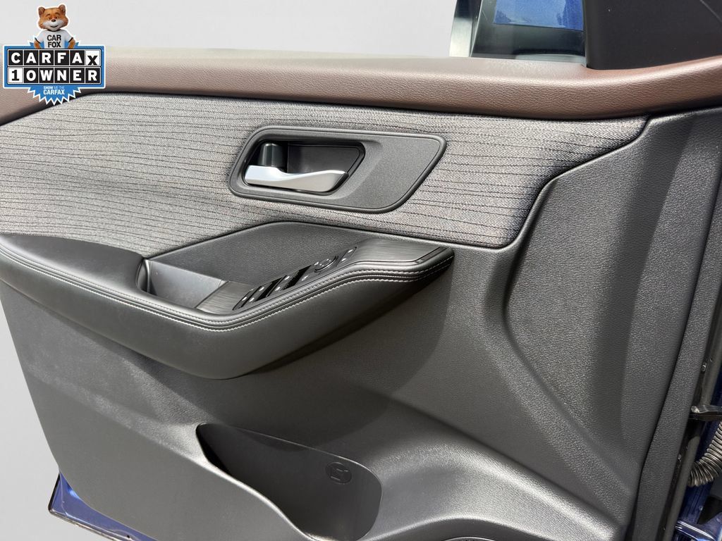 Certified 2023 Nissan Rogue SV AWD/4WD image 27