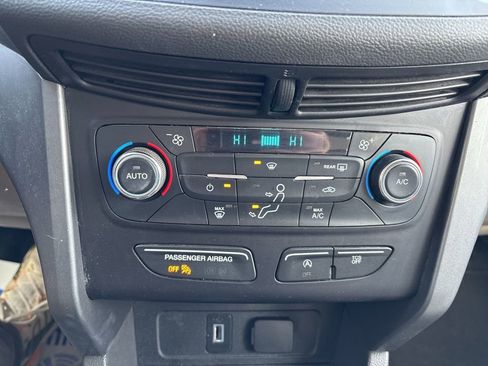 Used 2017 Ford Escape SE image 62