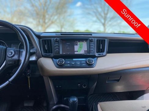 Used 2017 Toyota RAV4 XLE FWD image 24