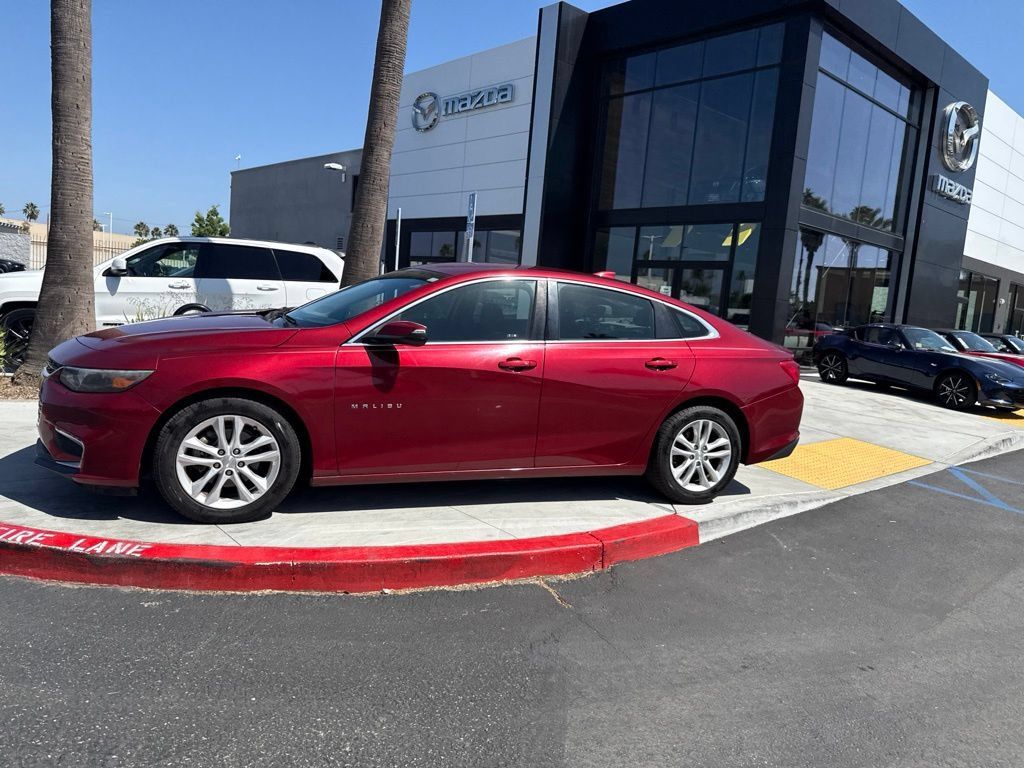 Used 2018 Chevrolet Malibu LT FWD image 5