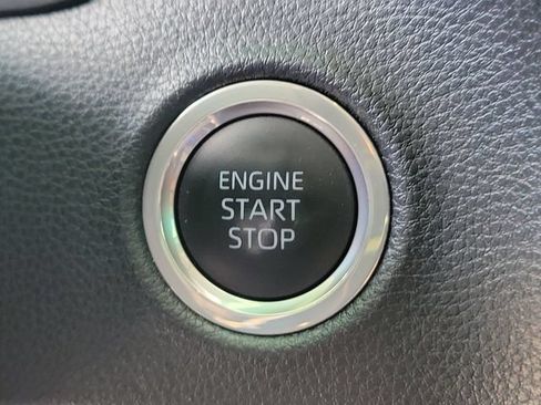 Used 2024 Toyota Tundra SR5 w/ SR5 Convenience Package AWD/4WD image 31
