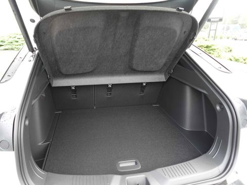 New 2026 Buick Envista Sport Touring w/ Convenience II Package FWD image 26