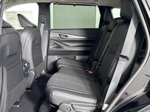 Certified 2026 INFINITI QX60 Luxe w/ Cargo Package FWD image 20
