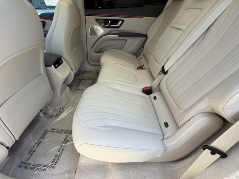 Used 2023 Mercedes-Benz EQS 450+ SUV image 26