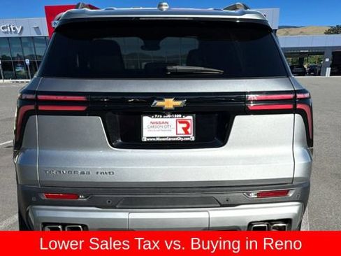 Used 2025 Chevrolet Traverse LT AWD/4WD image 4