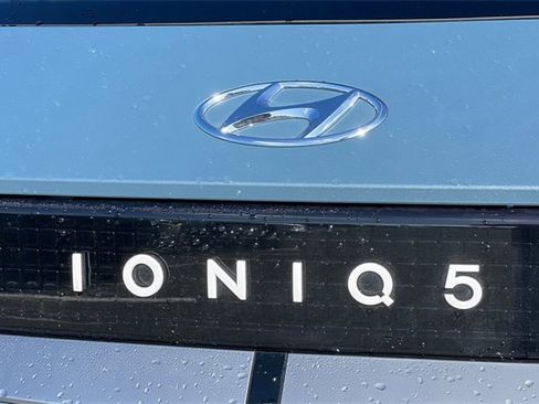 Certified 2024 Hyundai Ioniq 5 SE image 36