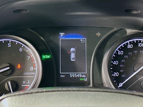 Used 2024 Toyota Camry SE w/ Convenience Package image 19