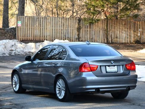 Used 2011 BMW 335i xDrive Sedan image 4