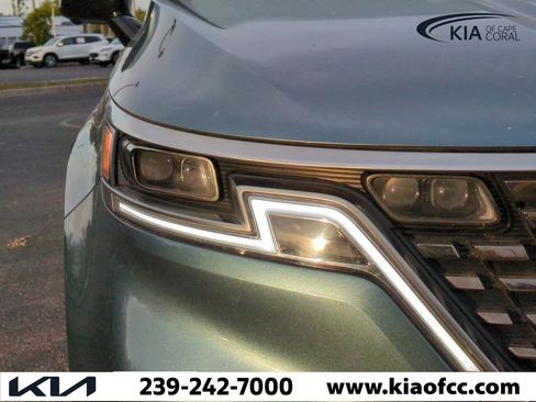 Certified 2023 Kia Carnival SX Prestige image 10
