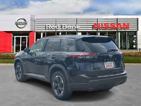 New 2026 Nissan Rogue SV image 4