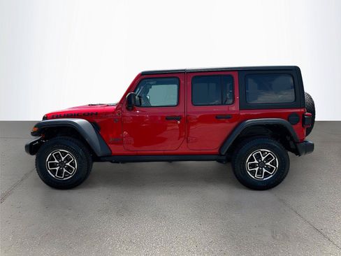 Used 2024 Jeep Wrangler Unlimited Rubicon AWD/4WD image 7