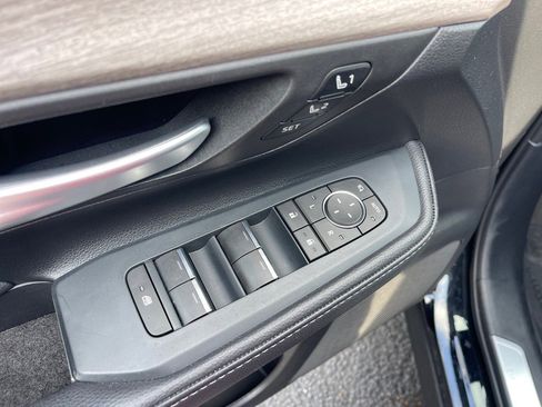 Used 2024 Toyota Grand Highlander Limited image 8